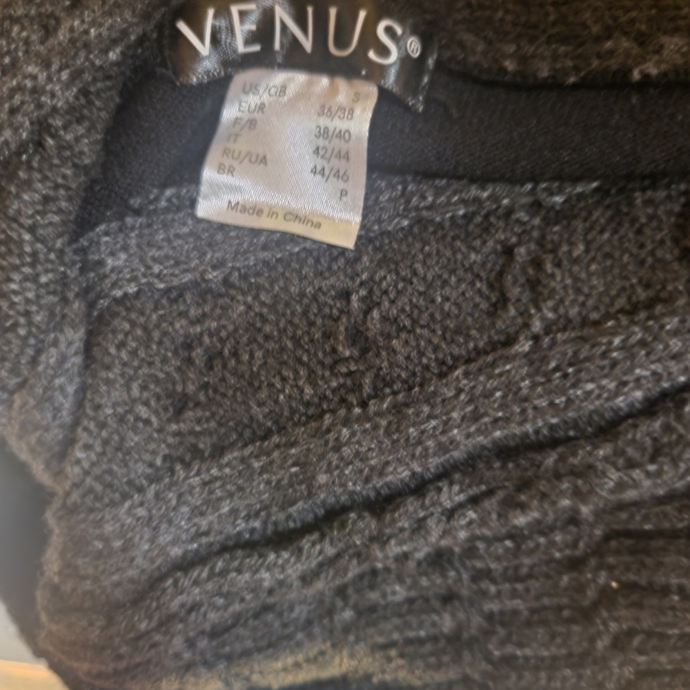 Marilyn neckline sweater - Picture 3 of 5